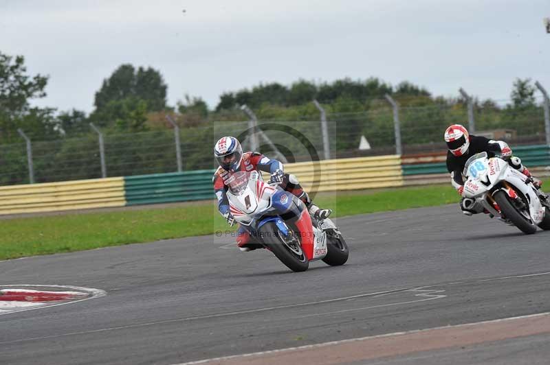 Motorcycle action photographs;cadwell;cadwell park photographs;event digital images;eventdigitalimages;motor racing louth lincolnshire;no limits trackdays;peter wileman photography;trackday;trackday digital images;trackday photos