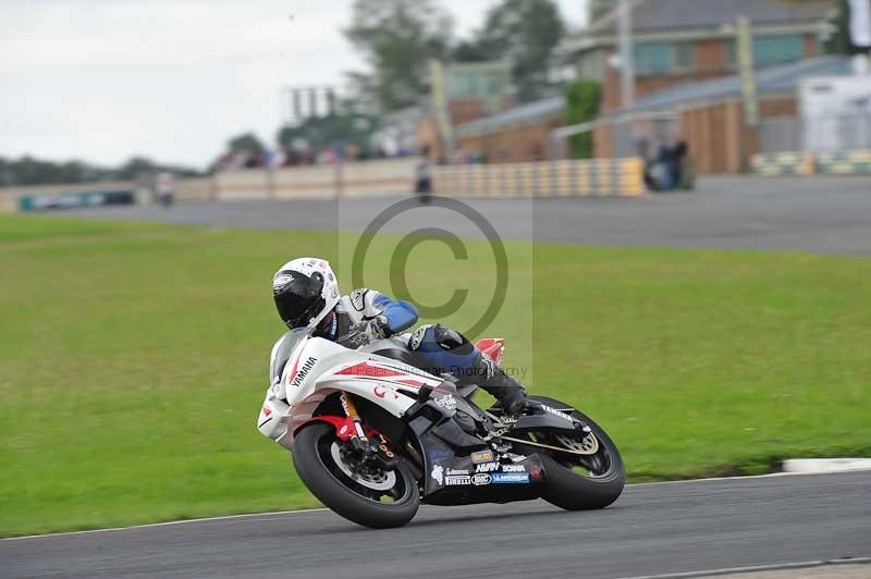 Motorcycle action photographs;cadwell;cadwell park photographs;event digital images;eventdigitalimages;motor racing louth lincolnshire;no limits trackdays;peter wileman photography;trackday;trackday digital images;trackday photos