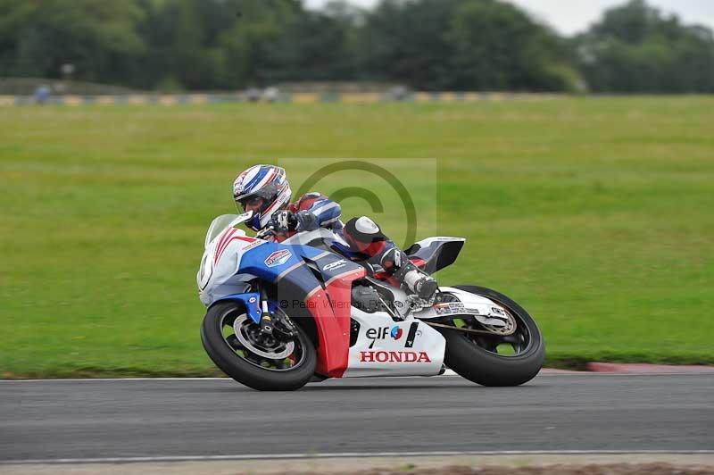Motorcycle action photographs;cadwell;cadwell park photographs;event digital images;eventdigitalimages;motor racing louth lincolnshire;no limits trackdays;peter wileman photography;trackday;trackday digital images;trackday photos