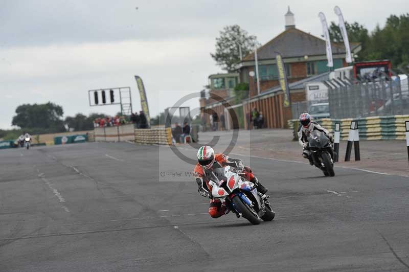 Motorcycle action photographs;cadwell;cadwell park photographs;event digital images;eventdigitalimages;motor racing louth lincolnshire;no limits trackdays;peter wileman photography;trackday;trackday digital images;trackday photos