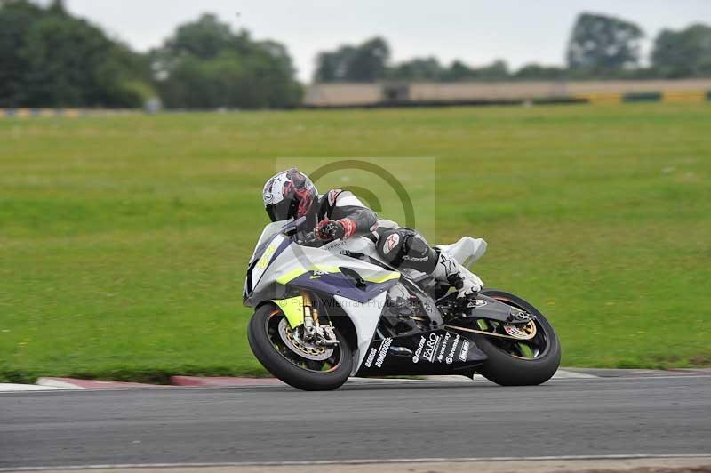 Motorcycle action photographs;cadwell;cadwell park photographs;event digital images;eventdigitalimages;motor racing louth lincolnshire;no limits trackdays;peter wileman photography;trackday;trackday digital images;trackday photos