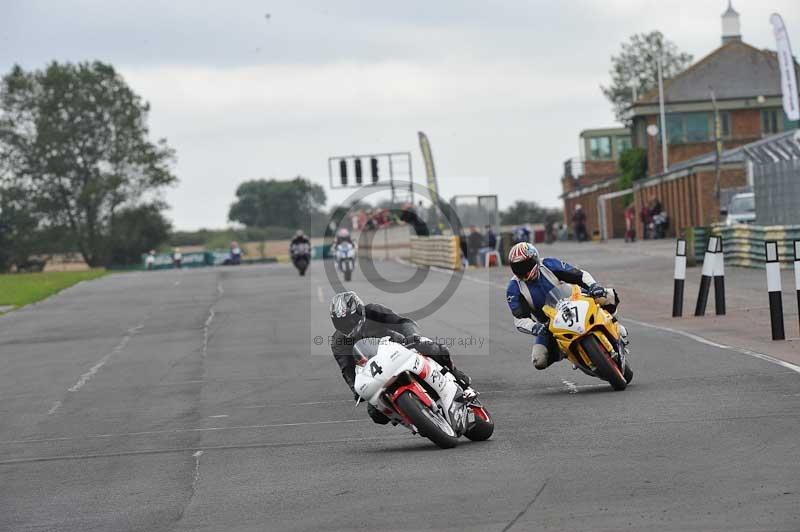 Motorcycle action photographs;cadwell;cadwell park photographs;event digital images;eventdigitalimages;motor racing louth lincolnshire;no limits trackdays;peter wileman photography;trackday;trackday digital images;trackday photos