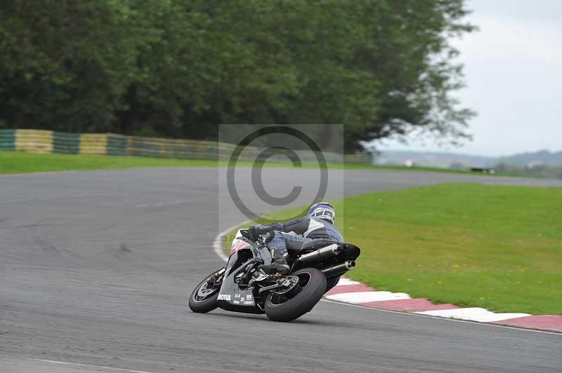 Motorcycle action photographs;cadwell;cadwell park photographs;event digital images;eventdigitalimages;motor racing louth lincolnshire;no limits trackdays;peter wileman photography;trackday;trackday digital images;trackday photos
