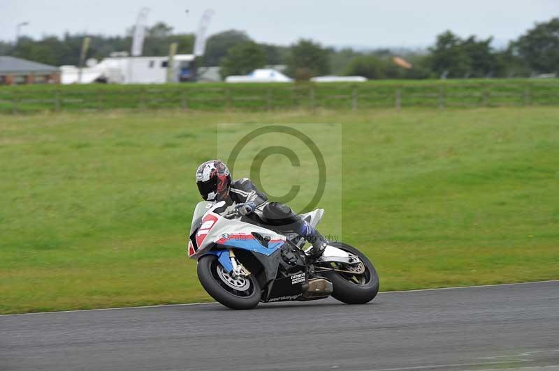 Motorcycle action photographs;cadwell;cadwell park photographs;event digital images;eventdigitalimages;motor racing louth lincolnshire;no limits trackdays;peter wileman photography;trackday;trackday digital images;trackday photos