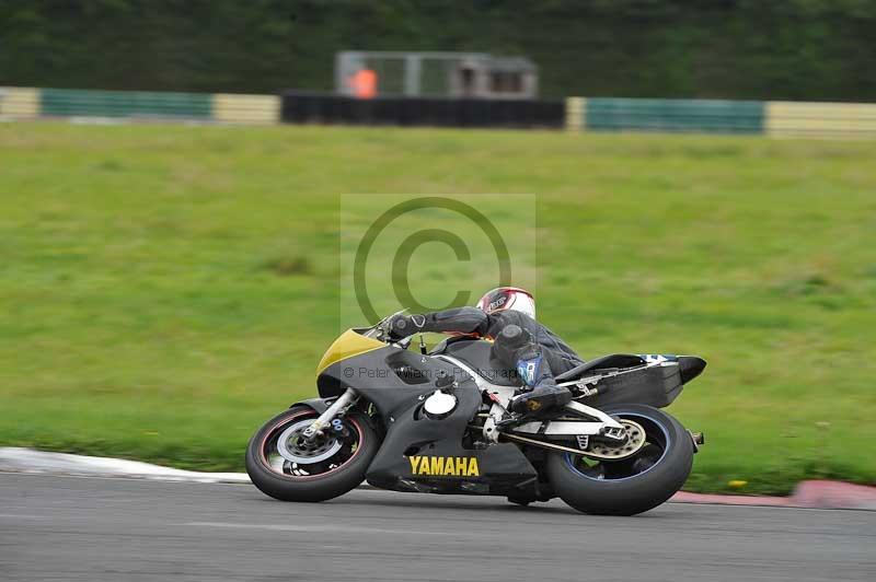 Motorcycle action photographs;cadwell;cadwell park photographs;event digital images;eventdigitalimages;motor racing louth lincolnshire;no limits trackdays;peter wileman photography;trackday;trackday digital images;trackday photos