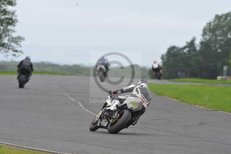 Motorcycle action photographs;cadwell;cadwell park photographs;event digital images;eventdigitalimages;motor racing louth lincolnshire;no limits trackdays;peter wileman photography;trackday;trackday digital images;trackday photos