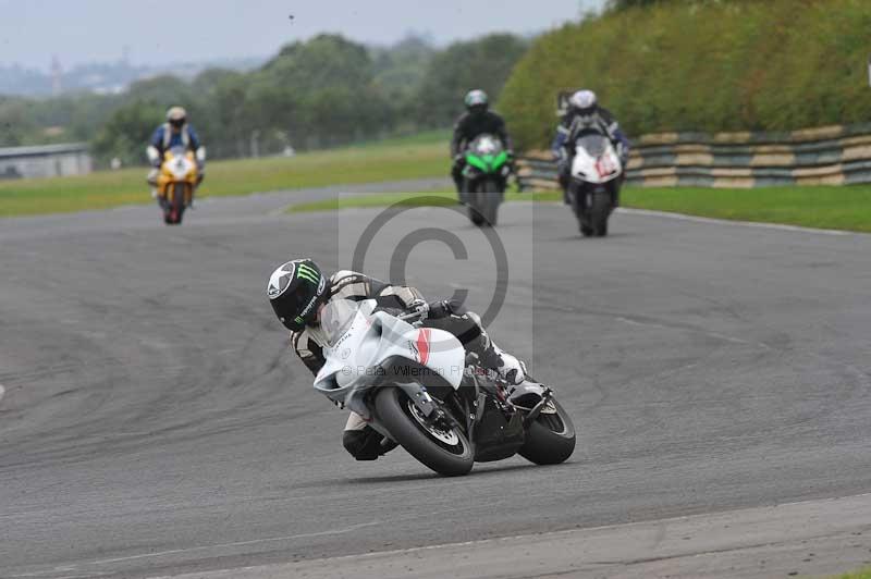 Motorcycle action photographs;cadwell;cadwell park photographs;event digital images;eventdigitalimages;motor racing louth lincolnshire;no limits trackdays;peter wileman photography;trackday;trackday digital images;trackday photos