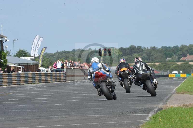 Motorcycle action photographs;cadwell;cadwell park photographs;event digital images;eventdigitalimages;motor racing louth lincolnshire;no limits trackdays;peter wileman photography;trackday;trackday digital images;trackday photos