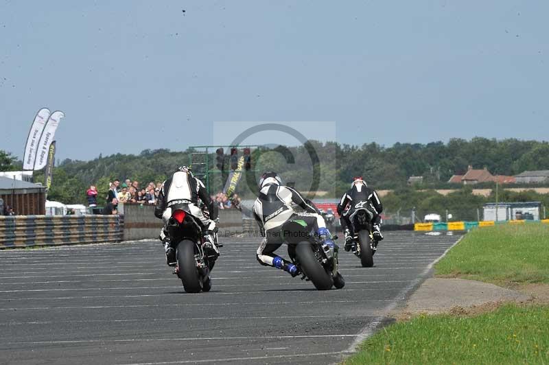 Motorcycle action photographs;cadwell;cadwell park photographs;event digital images;eventdigitalimages;motor racing louth lincolnshire;no limits trackdays;peter wileman photography;trackday;trackday digital images;trackday photos