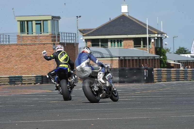 Motorcycle action photographs;cadwell;cadwell park photographs;event digital images;eventdigitalimages;motor racing louth lincolnshire;no limits trackdays;peter wileman photography;trackday;trackday digital images;trackday photos