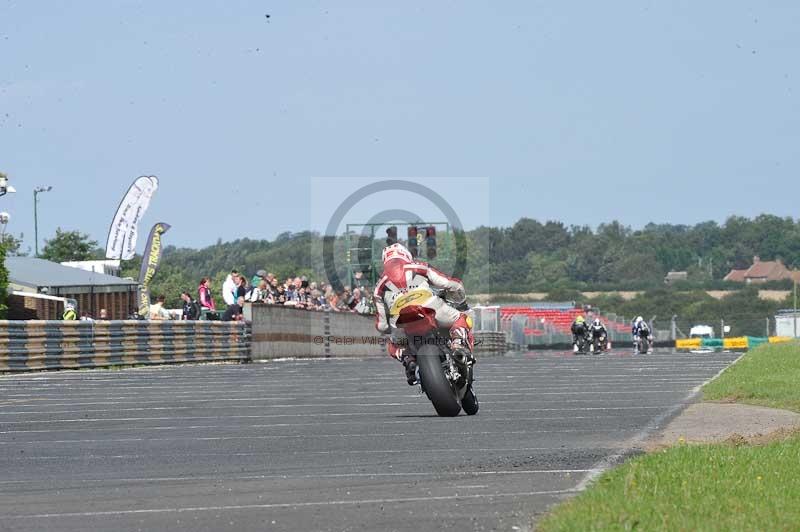 Motorcycle action photographs;cadwell;cadwell park photographs;event digital images;eventdigitalimages;motor racing louth lincolnshire;no limits trackdays;peter wileman photography;trackday;trackday digital images;trackday photos