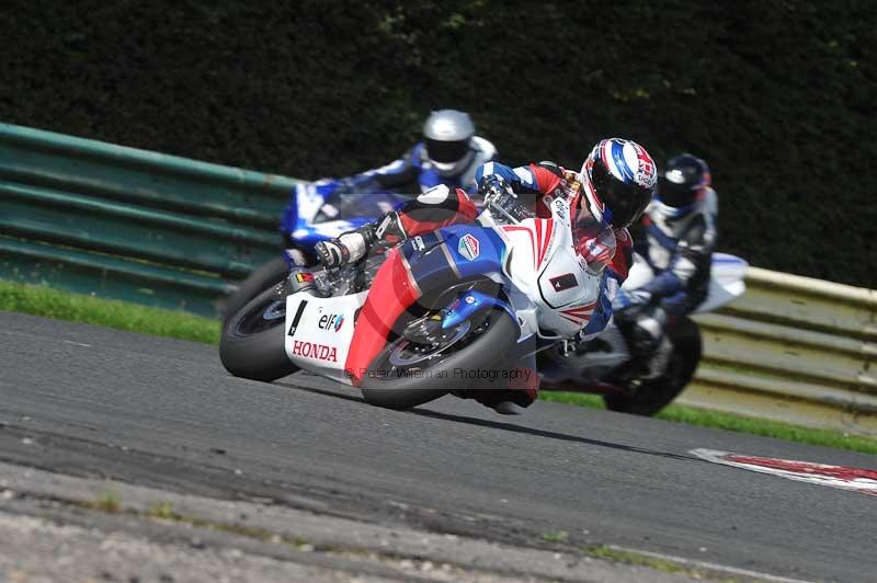 Motorcycle action photographs;cadwell;cadwell park photographs;event digital images;eventdigitalimages;motor racing louth lincolnshire;no limits trackdays;peter wileman photography;trackday;trackday digital images;trackday photos