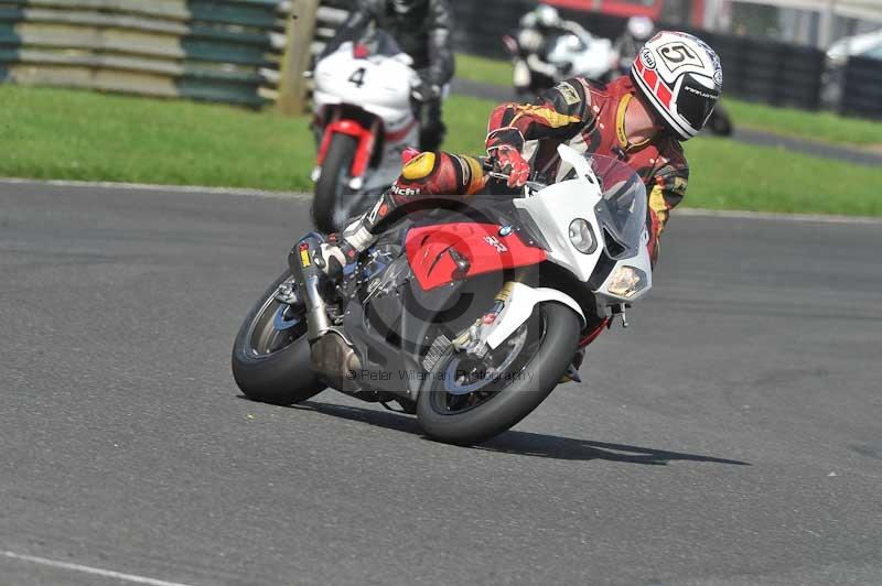 Motorcycle action photographs;cadwell;cadwell park photographs;event digital images;eventdigitalimages;motor racing louth lincolnshire;no limits trackdays;peter wileman photography;trackday;trackday digital images;trackday photos