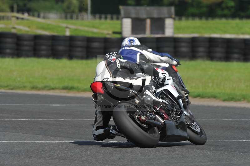 Motorcycle action photographs;cadwell;cadwell park photographs;event digital images;eventdigitalimages;motor racing louth lincolnshire;no limits trackdays;peter wileman photography;trackday;trackday digital images;trackday photos