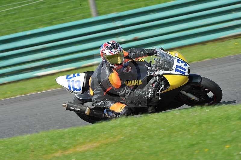 Motorcycle action photographs;cadwell;cadwell park photographs;event digital images;eventdigitalimages;motor racing louth lincolnshire;no limits trackdays;peter wileman photography;trackday;trackday digital images;trackday photos