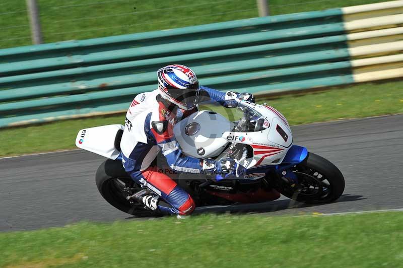Motorcycle action photographs;cadwell;cadwell park photographs;event digital images;eventdigitalimages;motor racing louth lincolnshire;no limits trackdays;peter wileman photography;trackday;trackday digital images;trackday photos