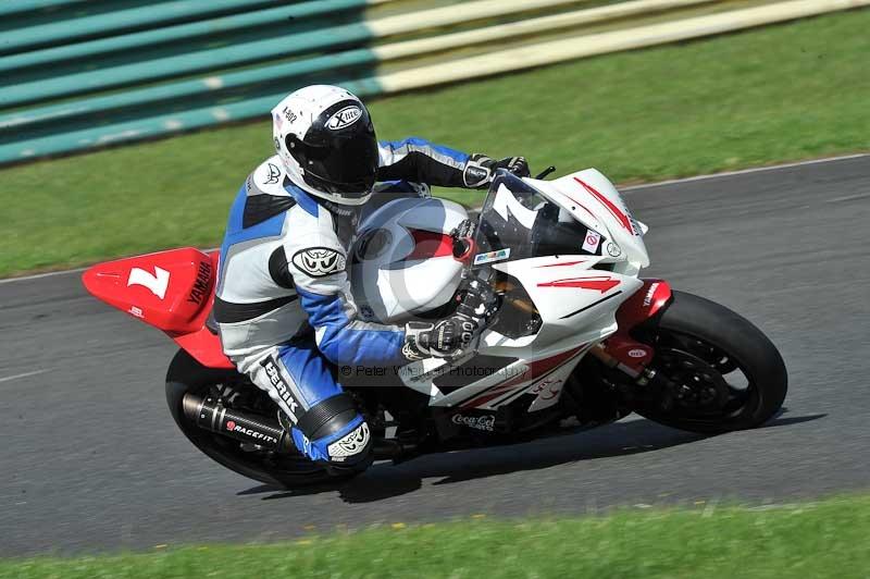 Motorcycle action photographs;cadwell;cadwell park photographs;event digital images;eventdigitalimages;motor racing louth lincolnshire;no limits trackdays;peter wileman photography;trackday;trackday digital images;trackday photos