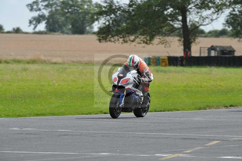 Motorcycle action photographs;cadwell;cadwell park photographs;event digital images;eventdigitalimages;motor racing louth lincolnshire;no limits trackdays;peter wileman photography;trackday;trackday digital images;trackday photos