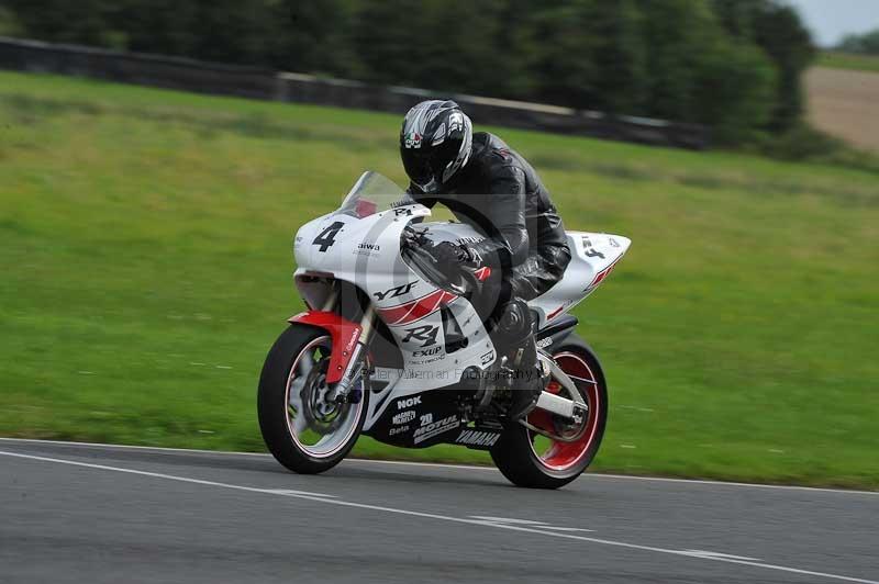 Motorcycle action photographs;cadwell;cadwell park photographs;event digital images;eventdigitalimages;motor racing louth lincolnshire;no limits trackdays;peter wileman photography;trackday;trackday digital images;trackday photos