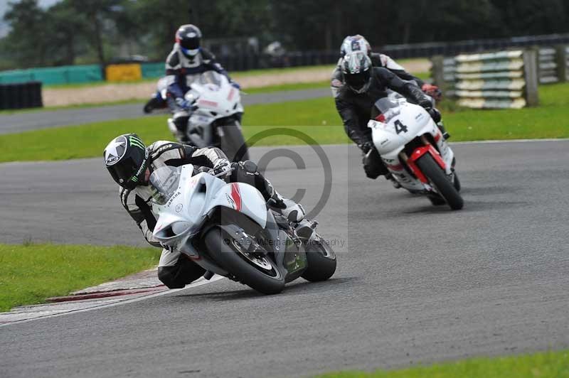 Motorcycle action photographs;cadwell;cadwell park photographs;event digital images;eventdigitalimages;motor racing louth lincolnshire;no limits trackdays;peter wileman photography;trackday;trackday digital images;trackday photos
