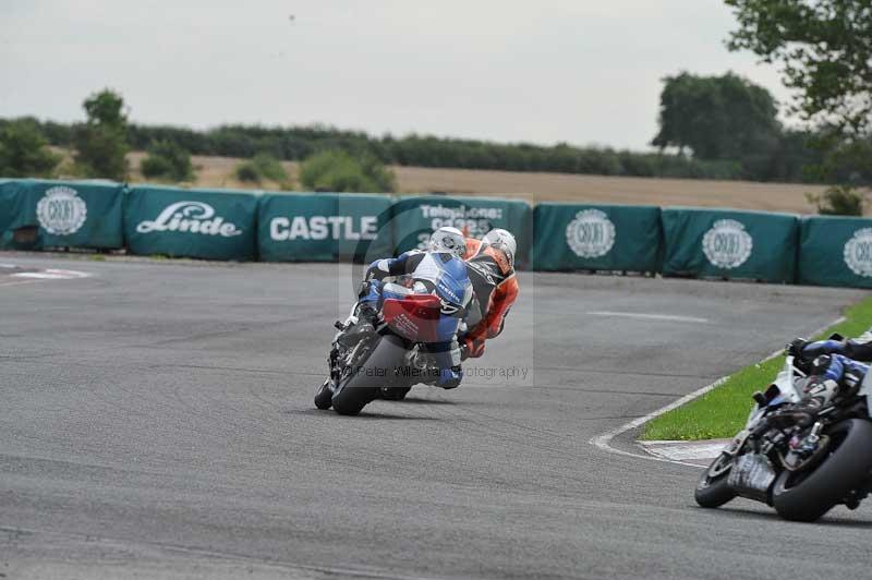Motorcycle action photographs;cadwell;cadwell park photographs;event digital images;eventdigitalimages;motor racing louth lincolnshire;no limits trackdays;peter wileman photography;trackday;trackday digital images;trackday photos