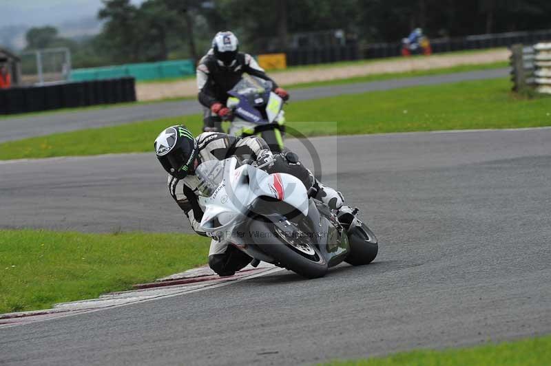 Motorcycle action photographs;cadwell;cadwell park photographs;event digital images;eventdigitalimages;motor racing louth lincolnshire;no limits trackdays;peter wileman photography;trackday;trackday digital images;trackday photos