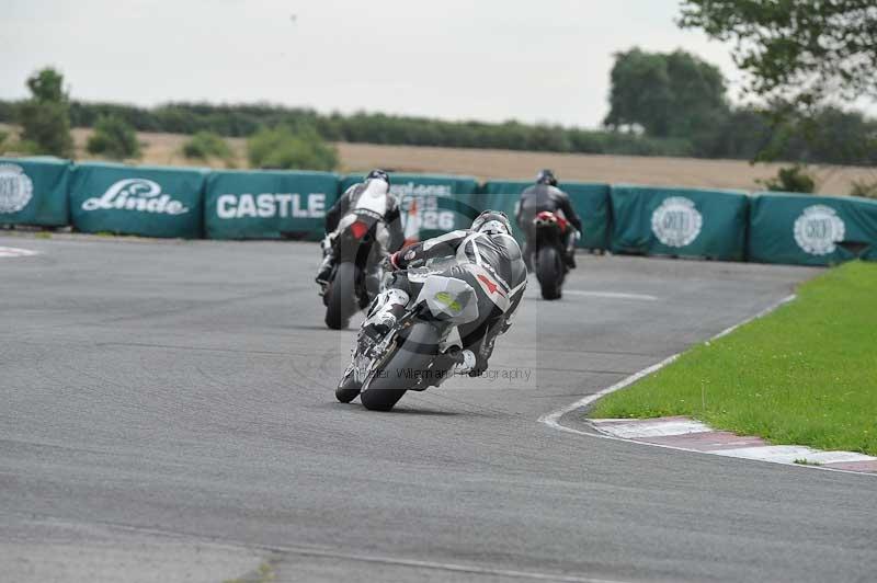 Motorcycle action photographs;cadwell;cadwell park photographs;event digital images;eventdigitalimages;motor racing louth lincolnshire;no limits trackdays;peter wileman photography;trackday;trackday digital images;trackday photos