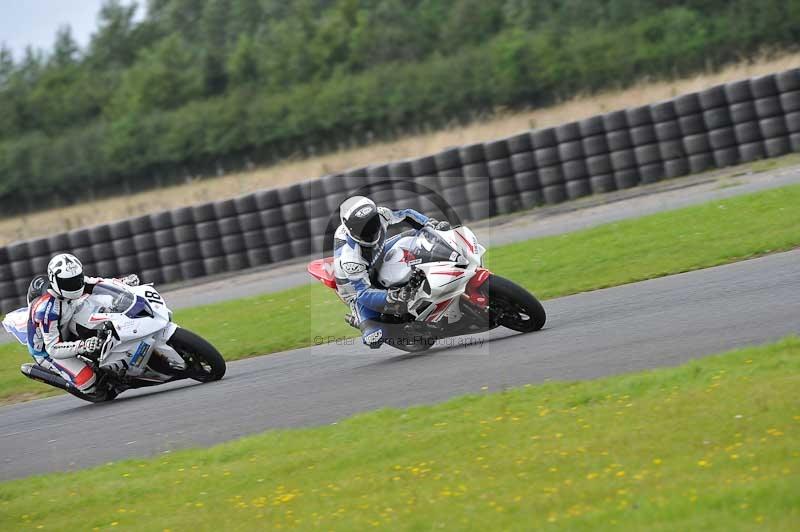 Motorcycle action photographs;cadwell;cadwell park photographs;event digital images;eventdigitalimages;motor racing louth lincolnshire;no limits trackdays;peter wileman photography;trackday;trackday digital images;trackday photos