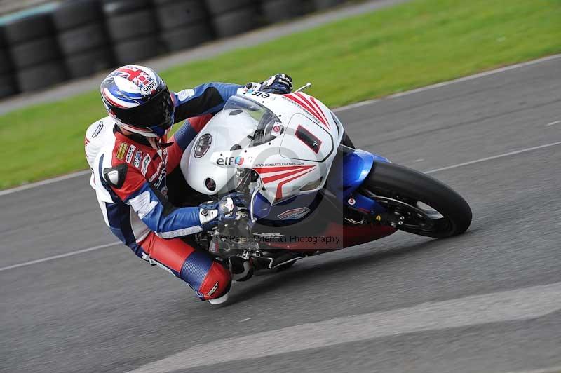 Motorcycle action photographs;cadwell;cadwell park photographs;event digital images;eventdigitalimages;motor racing louth lincolnshire;no limits trackdays;peter wileman photography;trackday;trackday digital images;trackday photos