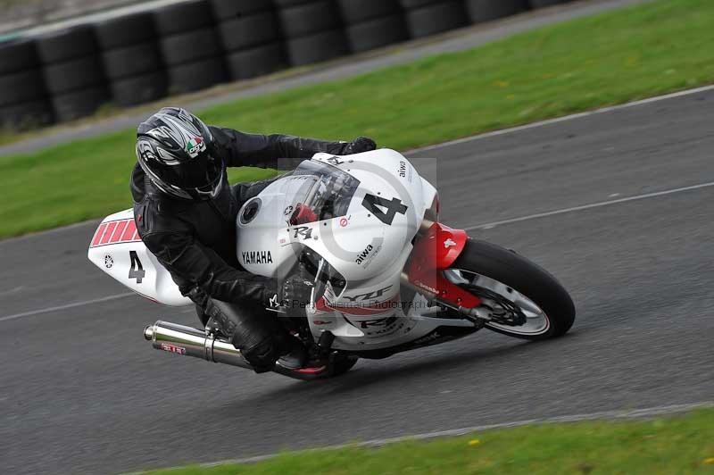 Motorcycle action photographs;cadwell;cadwell park photographs;event digital images;eventdigitalimages;motor racing louth lincolnshire;no limits trackdays;peter wileman photography;trackday;trackday digital images;trackday photos