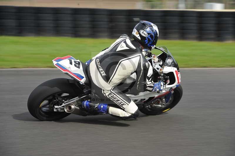 Motorcycle action photographs;cadwell;cadwell park photographs;event digital images;eventdigitalimages;motor racing louth lincolnshire;no limits trackdays;peter wileman photography;trackday;trackday digital images;trackday photos