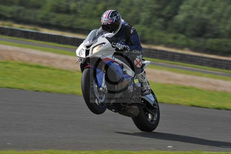 Motorcycle action photographs;cadwell;cadwell park photographs;event digital images;eventdigitalimages;motor racing louth lincolnshire;no limits trackdays;peter wileman photography;trackday;trackday digital images;trackday photos