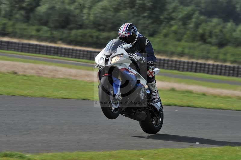 Motorcycle action photographs;cadwell;cadwell park photographs;event digital images;eventdigitalimages;motor racing louth lincolnshire;no limits trackdays;peter wileman photography;trackday;trackday digital images;trackday photos