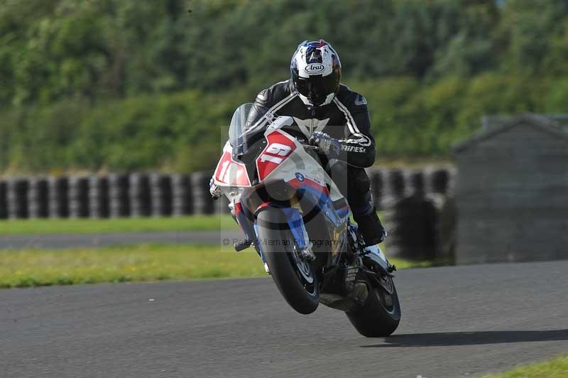 Motorcycle action photographs;cadwell;cadwell park photographs;event digital images;eventdigitalimages;motor racing louth lincolnshire;no limits trackdays;peter wileman photography;trackday;trackday digital images;trackday photos