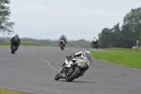 Motorcycle-action-photographs;cadwell;cadwell-park-photographs;event-digital-images;eventdigitalimages;motor-racing-louth-lincolnshire;no-limits-trackdays;peter-wileman-photography;trackday;trackday-digital-images;trackday-photos
