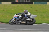 Motorcycle-action-photographs;cadwell;cadwell-park-photographs;event-digital-images;eventdigitalimages;motor-racing-louth-lincolnshire;no-limits-trackdays;peter-wileman-photography;trackday;trackday-digital-images;trackday-photos