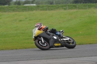 Motorcycle-action-photographs;cadwell;cadwell-park-photographs;event-digital-images;eventdigitalimages;motor-racing-louth-lincolnshire;no-limits-trackdays;peter-wileman-photography;trackday;trackday-digital-images;trackday-photos