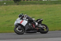 Motorcycle-action-photographs;cadwell;cadwell-park-photographs;event-digital-images;eventdigitalimages;motor-racing-louth-lincolnshire;no-limits-trackdays;peter-wileman-photography;trackday;trackday-digital-images;trackday-photos