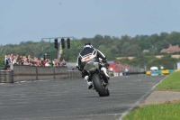 Motorcycle-action-photographs;cadwell;cadwell-park-photographs;event-digital-images;eventdigitalimages;motor-racing-louth-lincolnshire;no-limits-trackdays;peter-wileman-photography;trackday;trackday-digital-images;trackday-photos