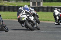 Motorcycle-action-photographs;cadwell;cadwell-park-photographs;event-digital-images;eventdigitalimages;motor-racing-louth-lincolnshire;no-limits-trackdays;peter-wileman-photography;trackday;trackday-digital-images;trackday-photos