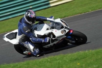 Motorcycle-action-photographs;cadwell;cadwell-park-photographs;event-digital-images;eventdigitalimages;motor-racing-louth-lincolnshire;no-limits-trackdays;peter-wileman-photography;trackday;trackday-digital-images;trackday-photos