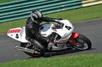 Motorcycle-action-photographs;cadwell;cadwell-park-photographs;event-digital-images;eventdigitalimages;motor-racing-louth-lincolnshire;no-limits-trackdays;peter-wileman-photography;trackday;trackday-digital-images;trackday-photos