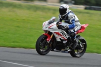 Motorcycle-action-photographs;cadwell;cadwell-park-photographs;event-digital-images;eventdigitalimages;motor-racing-louth-lincolnshire;no-limits-trackdays;peter-wileman-photography;trackday;trackday-digital-images;trackday-photos