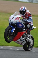 Motorcycle-action-photographs;cadwell;cadwell-park-photographs;event-digital-images;eventdigitalimages;motor-racing-louth-lincolnshire;no-limits-trackdays;peter-wileman-photography;trackday;trackday-digital-images;trackday-photos