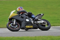 Motorcycle-action-photographs;cadwell;cadwell-park-photographs;event-digital-images;eventdigitalimages;motor-racing-louth-lincolnshire;no-limits-trackdays;peter-wileman-photography;trackday;trackday-digital-images;trackday-photos
