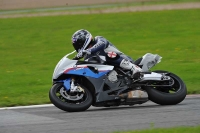 Motorcycle-action-photographs;cadwell;cadwell-park-photographs;event-digital-images;eventdigitalimages;motor-racing-louth-lincolnshire;no-limits-trackdays;peter-wileman-photography;trackday;trackday-digital-images;trackday-photos