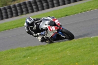 Motorcycle-action-photographs;cadwell;cadwell-park-photographs;event-digital-images;eventdigitalimages;motor-racing-louth-lincolnshire;no-limits-trackdays;peter-wileman-photography;trackday;trackday-digital-images;trackday-photos