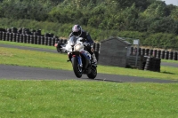 Motorcycle-action-photographs;cadwell;cadwell-park-photographs;event-digital-images;eventdigitalimages;motor-racing-louth-lincolnshire;no-limits-trackdays;peter-wileman-photography;trackday;trackday-digital-images;trackday-photos