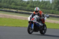 Motorcycle-action-photographs;cadwell;cadwell-park-photographs;event-digital-images;eventdigitalimages;motor-racing-louth-lincolnshire;no-limits-trackdays;peter-wileman-photography;trackday;trackday-digital-images;trackday-photos