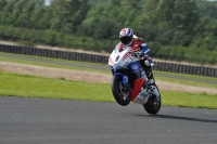 Motorcycle-action-photographs;cadwell;cadwell-park-photographs;event-digital-images;eventdigitalimages;motor-racing-louth-lincolnshire;no-limits-trackdays;peter-wileman-photography;trackday;trackday-digital-images;trackday-photos